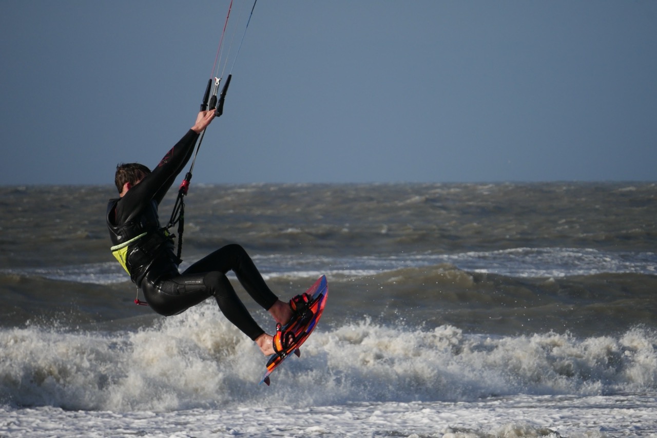 windsurfen op zee